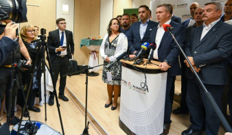 Véget érhet az etnikai alapú politizálás Szlovákiában, nem lépte át a parlamenti küszöböt a magyar párt