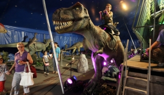 Dinoszauruszok Karavánja
