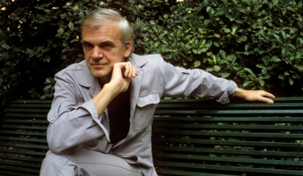 Meghalt Milan Kundera, a cseh irodalom legismertebb alakja