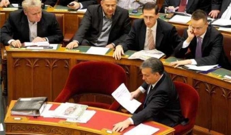 Megalakul az új magyar kormány