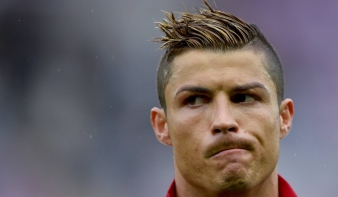 Ronaldo a 95-ik percben mentette meg Portugáliát a kieséstől 