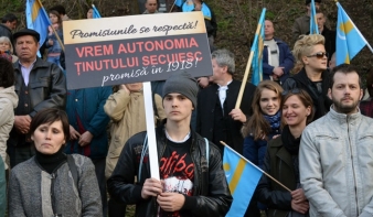 Továbbra sem végleges az autonómiatervezet