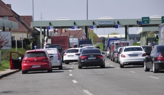 A kormány ideiglenesen felfüggeszti a szisztematikus határellenőrzést