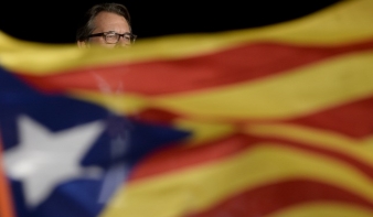 Letartóztatták a katalán kormány nyolc tagját