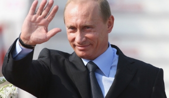 Putyin negyedszerre is elnök lett