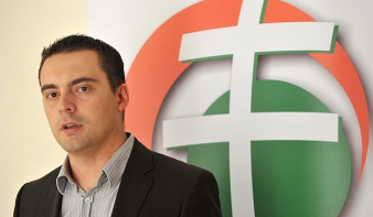 Vona Gábor kilépett a Jobbikból