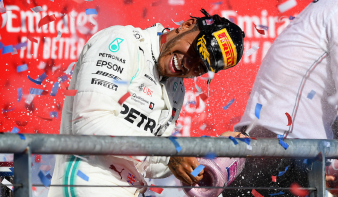 Hamilton hatodszor világbajnok, Bottasé az Amerikai Nagydíj
