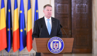 Klaus Iohannis csak jövő hétre hívta magához a pártokat