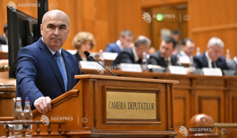 A kormány felelősséget vállalt a bírák és ügyészek nyugdíjazását szabályozó törvénytervezetért a parlamentben