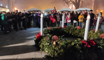 Negyedik adventi gyertya