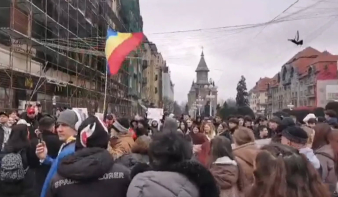 Csenei gyilkosság: több száz gyerek és szülő követelt igazságot Temesváron Mariónak