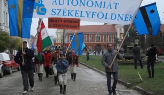 Sorra tiltakoznak az erdélyi magyar politikusok Tudose kijelentése ellen