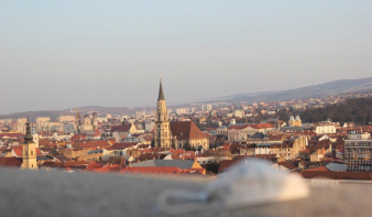 Megszabadul a hétvégi korlátozásoktól Kolozsvár és Arad, a fitnesztermek is kinyithatnak