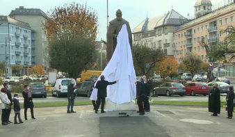 Felavatták Bethlen Gábor szobrát Marosvásárhelyen 