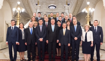 Bizalmat szavaztak az új román kormánynak