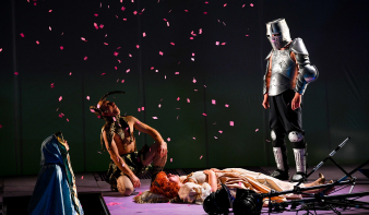  Magyar nyelvű ősbemutató a szatmári színpadon