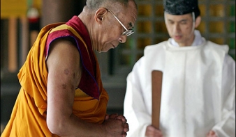Kína miatt nem fogadja a pápa a dalai lámát?