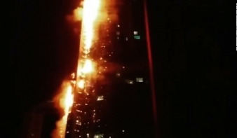 Kigyulladt a világ egyik legmagasabb toronyháza, sérültek