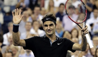 Davis Kupa: Federer győzött, döntőben a svájciak