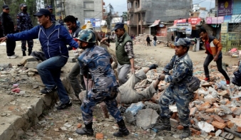 Nepali földrengés: 3200-an haltak meg