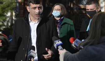 Az AUR politikai kiközösítésére szólította fel több értelmiségi a koalíciós pártokat