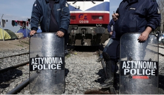 Menekültválság: mindent a görögök kapnak a nyakukba