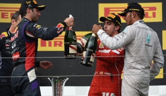 Ricciardo bulizni megy, Alonso szülinapozik, Hamilton megnyugszik