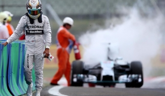 Rosberg nagyon megverte a mezőnyt