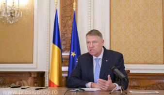 Alkotmányossági kifogást emelt Klaus Iohannis államfő az iskolai egészségügyi nevelés bevezetéséről szóló törvény ellen