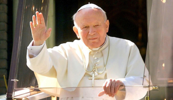 100 éve született Szent II. János Pál pápa