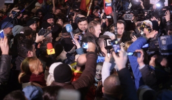  Johannis kiment a tüntetők közé Bukarestben