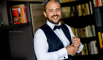 Szórványból a parlamentbe: az üzleti szférából érkezik a Krassó-Szörény megyében mandátumot nyert Kelemen Attila