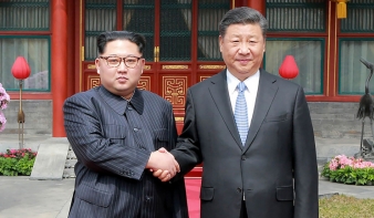 Kim Dzsongun hat év után előlépett Észak-Koreából