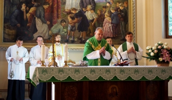 ĺzelítő a színes Krisztus Király Plébániai Napokról
