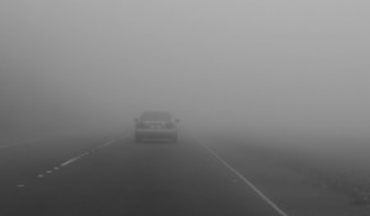 Köd nehezíti a közlekedést a Máramaros megyei közutakon