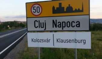 Kolozsvár: a többnyelvű helységnévtábla ellen döntött a törvényszék