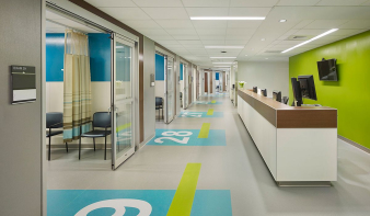 Meghalt egy 2 éves kislány egy bukaresti fogászati klinikán egy mélyaltatásos beavatkozás közben