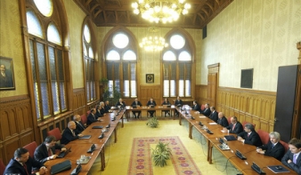 Kilenc minisztériummal működhet a harmadik Orbán-kormány