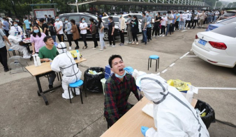 Félmillió ember került karanténba Kínába