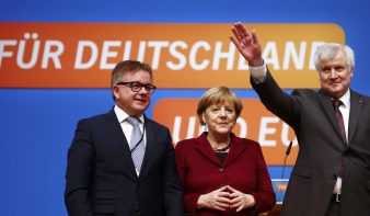 Merkelék kihirdették, mit kell kezdeni a menekültekkel
