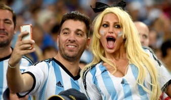 Messi beindította Argentínát, Bosznia belőtte első vb-gólját