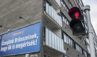 Már folyik a kvóta elleni kormányzati kampány