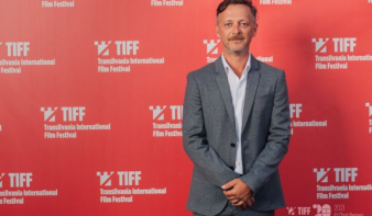 „Amikor a műszakos srác rád kacsint” – Molnár Levente színésszel, producerrel beszélgettünk