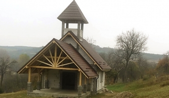 Felépült a monói ravatalozó kápolna