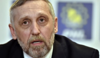  Visszalépett a PNL fasiszta szimpátiákkal vádolt bukaresti főpolgármester-jelöltje 