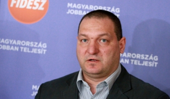 Bevetné a haderőt a Fidesz