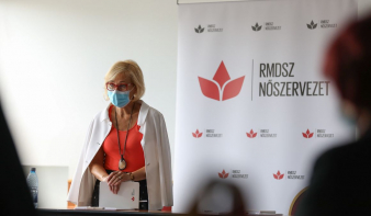 Közel ezer erdélyi magyar nő indul az önkormányzati választásokon
