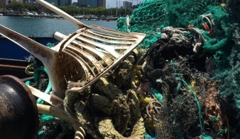 Több mint 40 tonna műanyagot halásztak ki a Csendes-óceánból