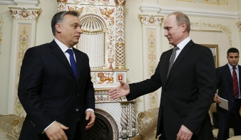 Kínos kérdéseket kaphat Orbánéktól a Budapestre látogató Putyin