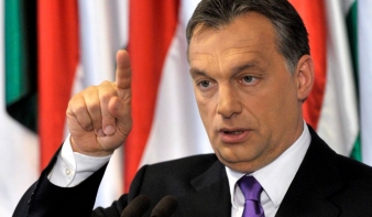 Orbán: mindenkinek jár egy esély, hogy munkából tartsa el családját